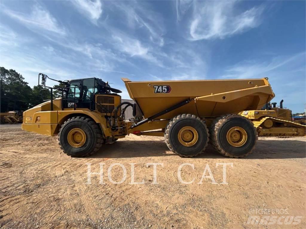 CAT 745 Liigendraamiga pinnaseveokid