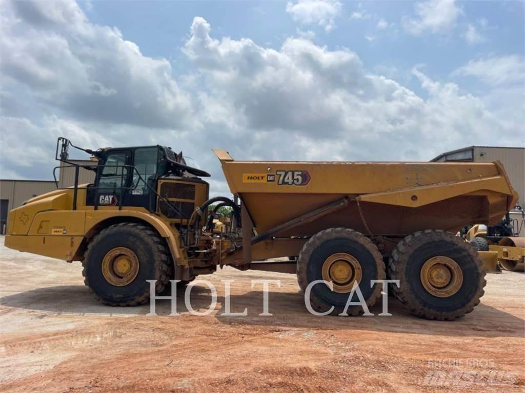 CAT 745 Liigendraamiga pinnaseveokid