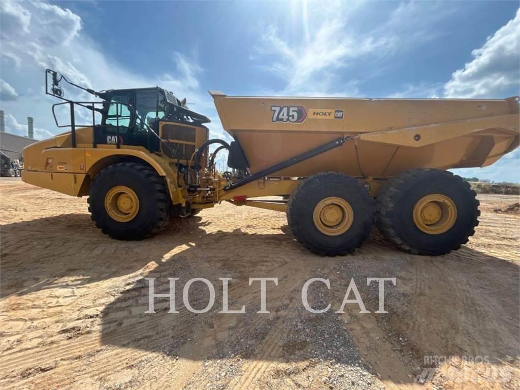 CAT 745 Liigendraamiga pinnaseveokid