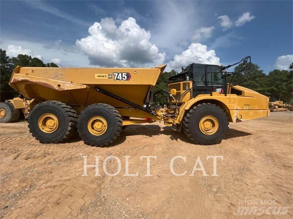 CAT 745 Liigendraamiga pinnaseveokid