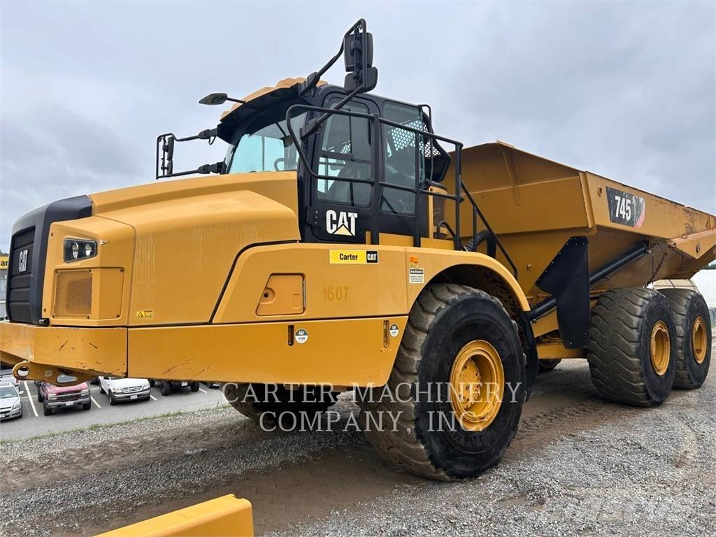 CAT 745 Liigendraamiga pinnaseveokid