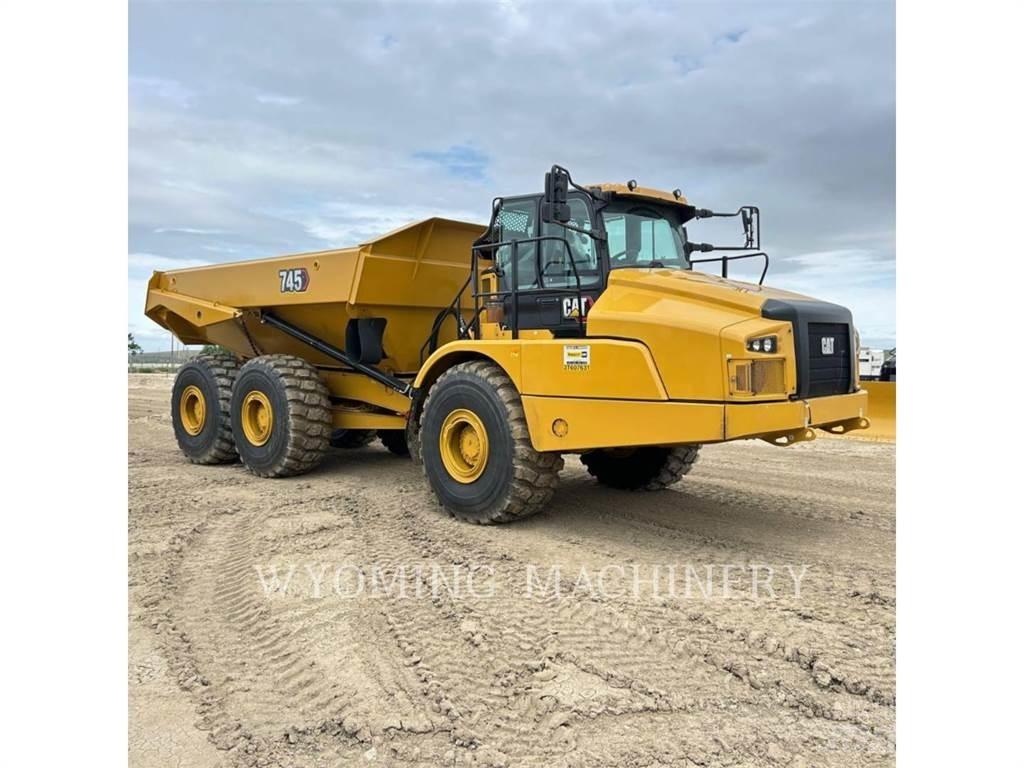 CAT 745 Liigendraamiga pinnaseveokid