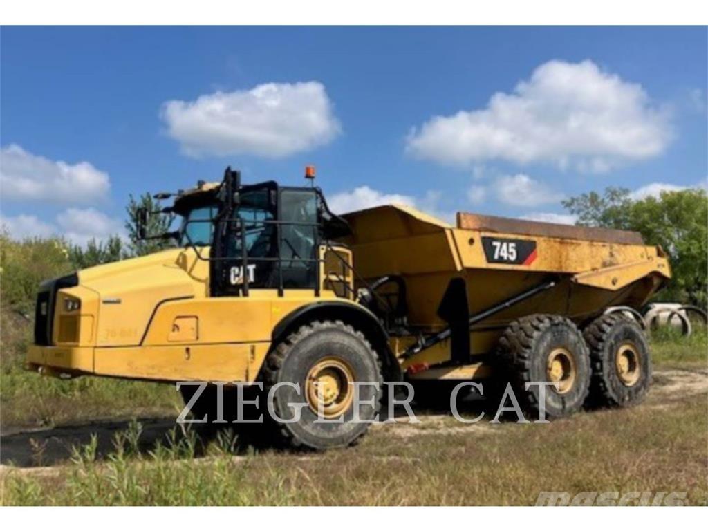 CAT 745 Liigendraamiga pinnaseveokid