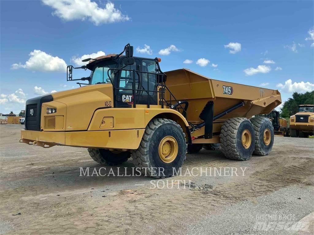 CAT 745 Liigendraamiga pinnaseveokid