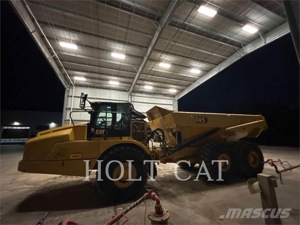 CAT 745 Liigendraamiga pinnaseveokid