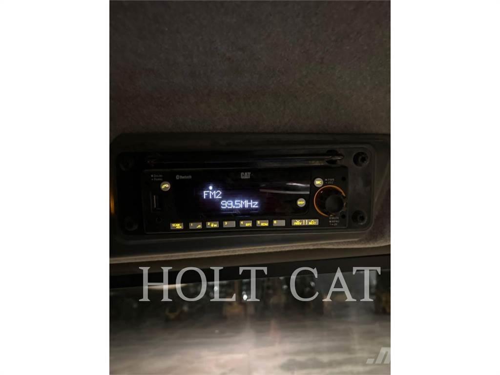 CAT 745 Liigendraamiga pinnaseveokid
