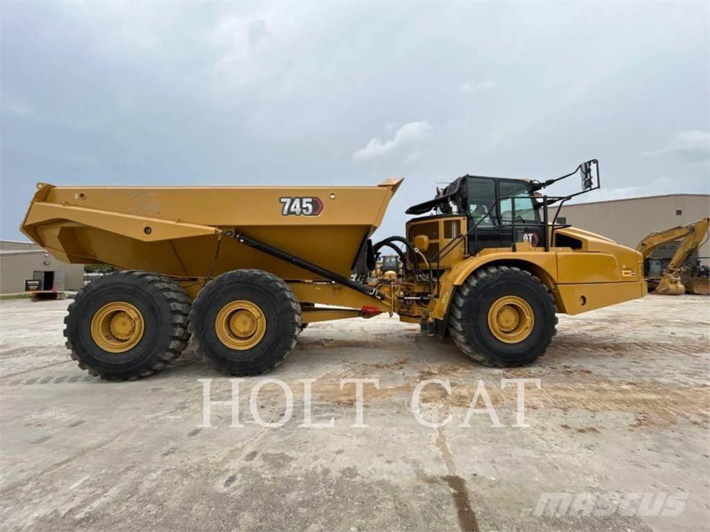 CAT 745 Liigendraamiga pinnaseveokid