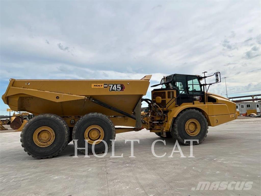 CAT 745 Liigendraamiga pinnaseveokid