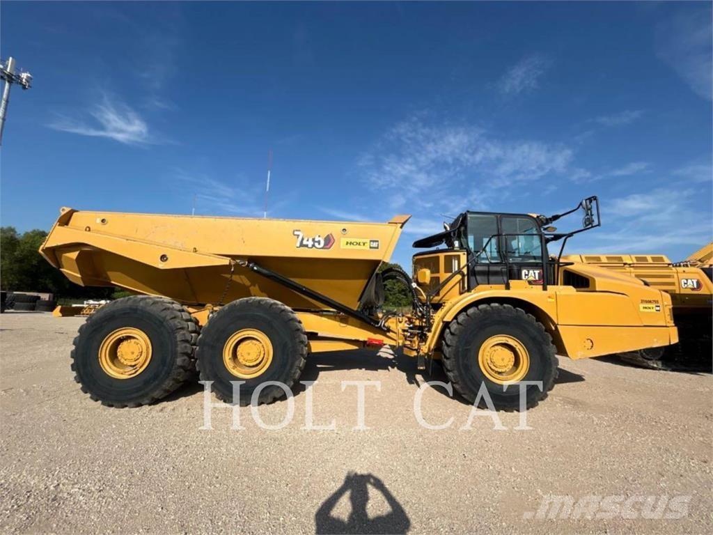 CAT 745 Liigendraamiga pinnaseveokid