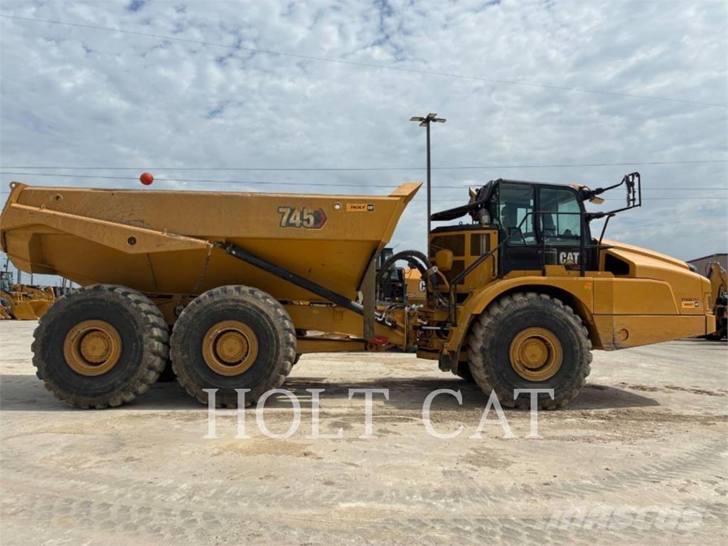 CAT 745 Liigendraamiga pinnaseveokid