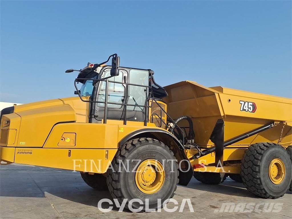 CAT 745 Liigendraamiga pinnaseveokid