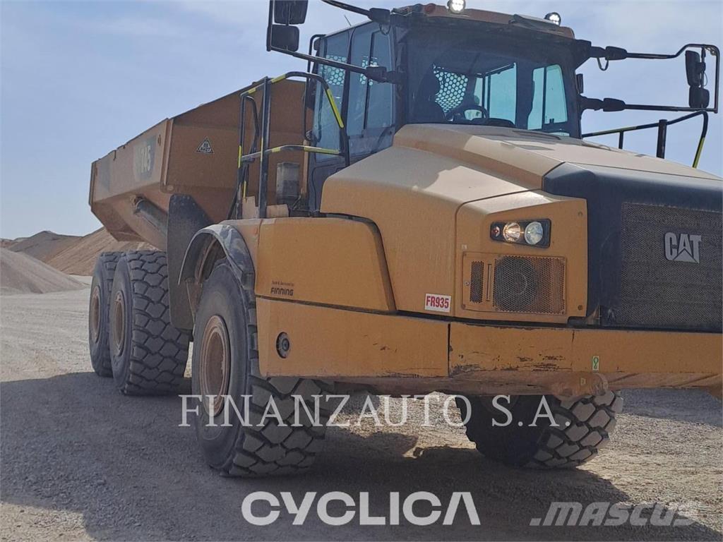 CAT 745 Liigendraamiga pinnaseveokid
