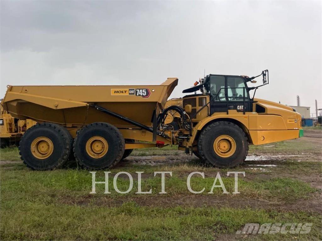 CAT 745 Liigendraamiga pinnaseveokid