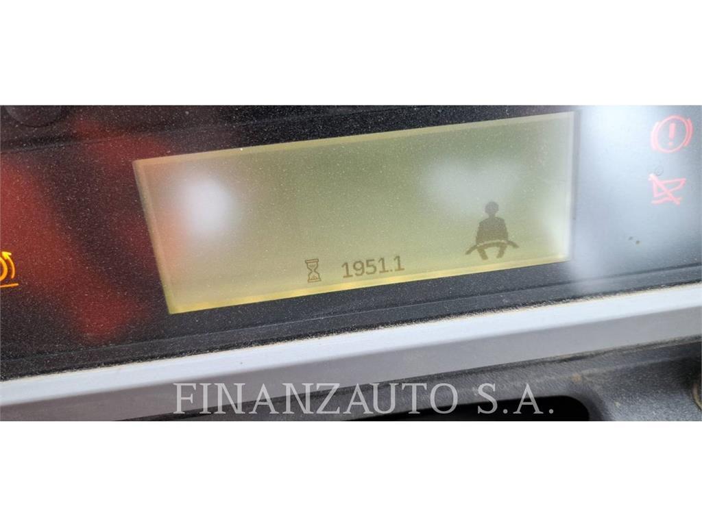 CAT 745 Liigendraamiga pinnaseveokid