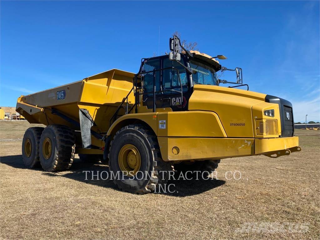 CAT 745 Liigendraamiga pinnaseveokid