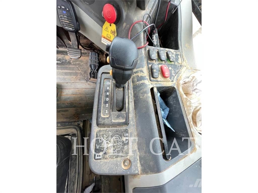 CAT 745-04 Liigendraamiga pinnaseveokid