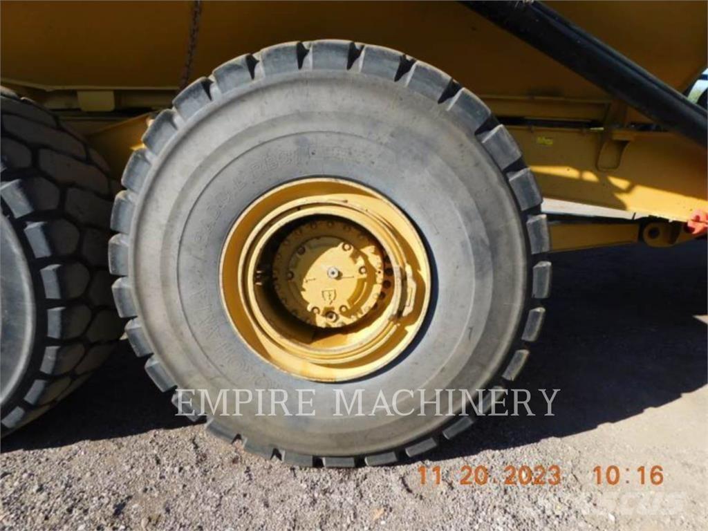 CAT 745-04 Liigendraamiga pinnaseveokid