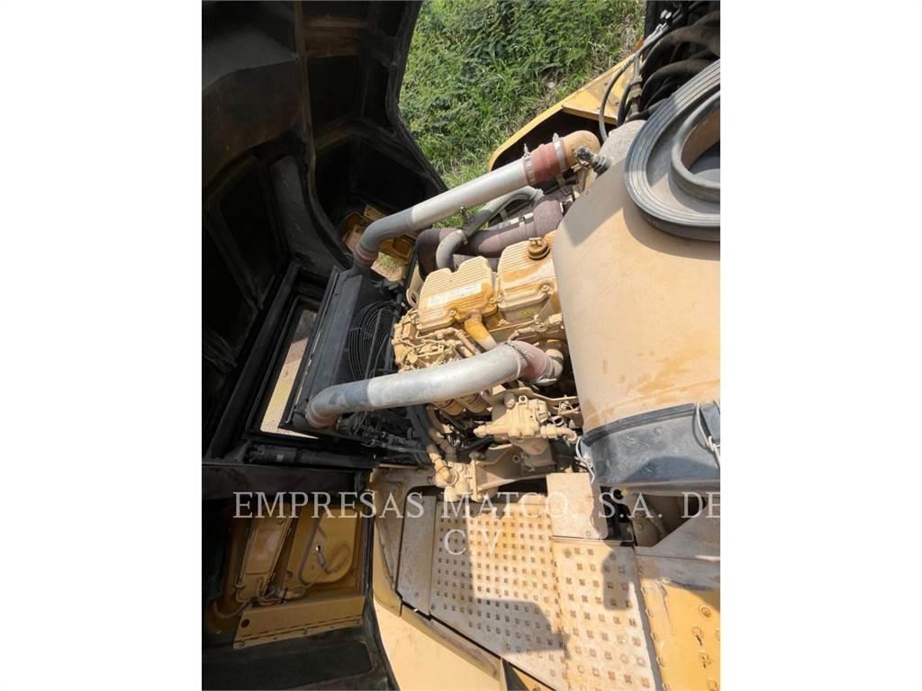 CAT 745-04LRC Liigendraamiga pinnaseveokid