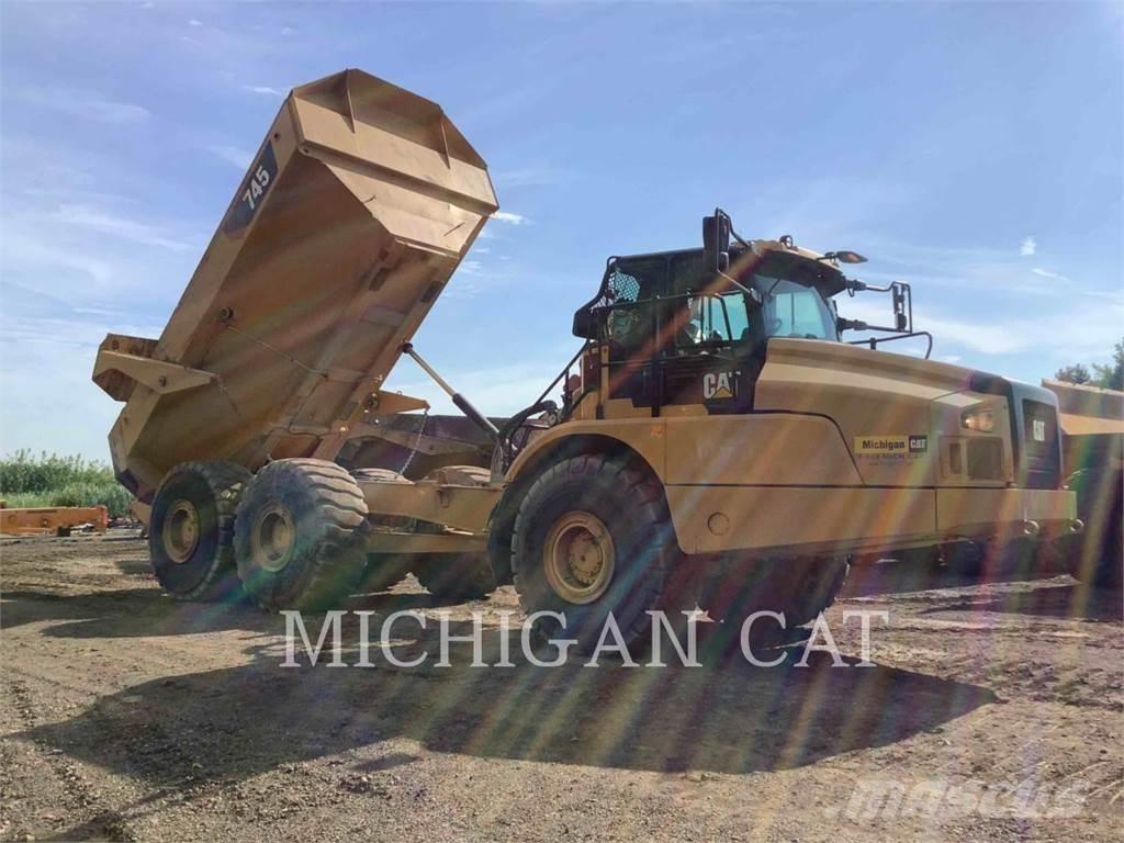 CAT 745 T Liigendraamiga pinnaseveokid