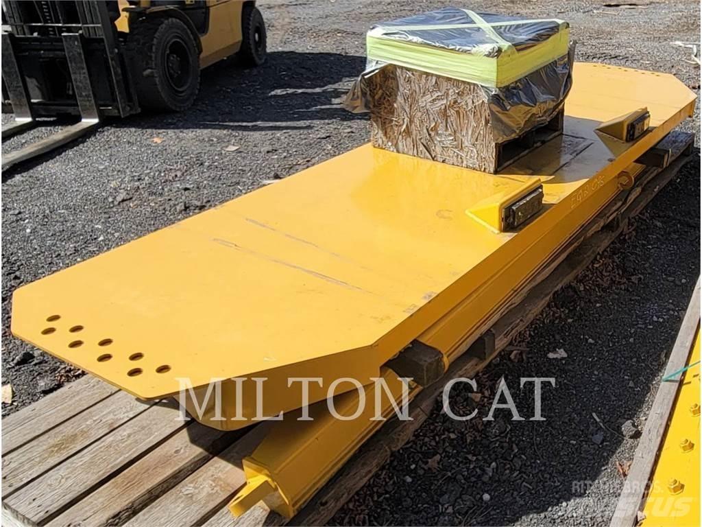 CAT 745 TAILGATE Raamid