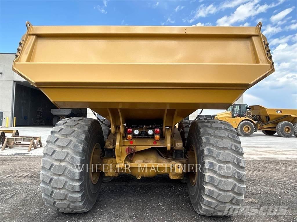 CAT 745 TG Liigendraamiga pinnaseveokid