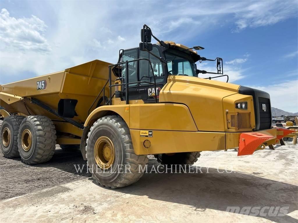CAT 745 TG Liigendraamiga pinnaseveokid