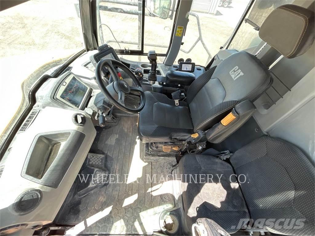 CAT 745 TG Liigendraamiga pinnaseveokid