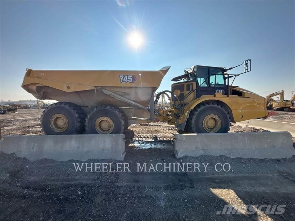 CAT 745 TG Liigendraamiga pinnaseveokid