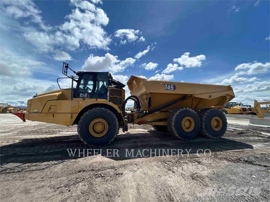 CAT 745 TG Liigendraamiga pinnaseveokid