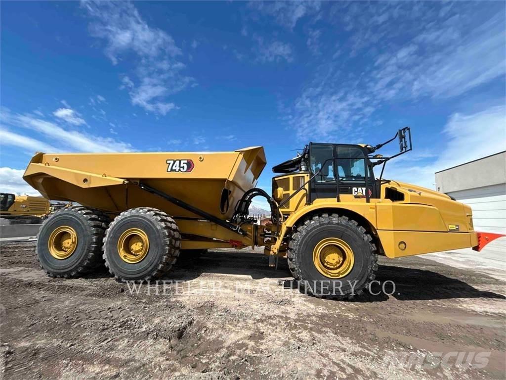 CAT 745 TG Liigendraamiga pinnaseveokid