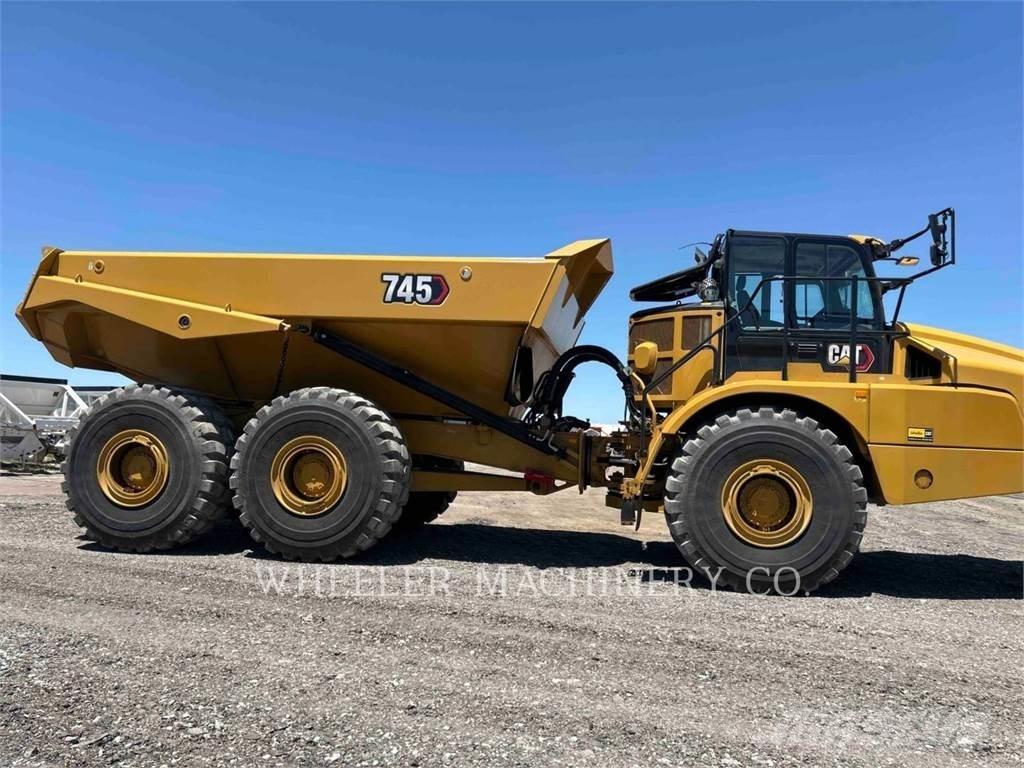 CAT 745 TG Liigendraamiga pinnaseveokid