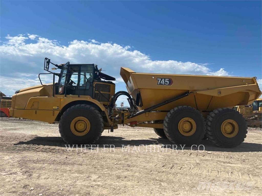 CAT 745 TG Liigendraamiga pinnaseveokid