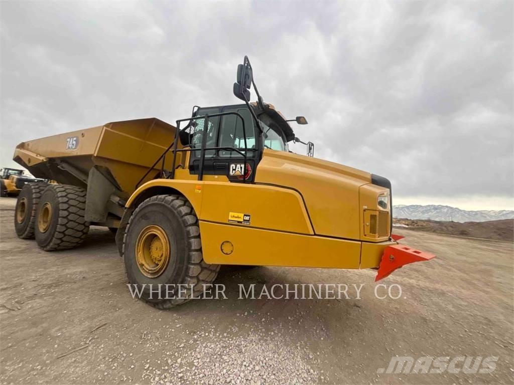 CAT 745 TG Liigendraamiga pinnaseveokid