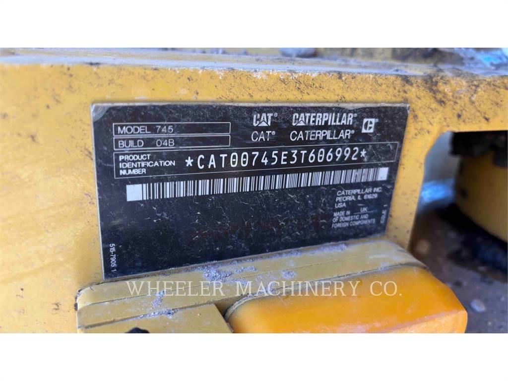 CAT 745 TG Liigendraamiga pinnaseveokid