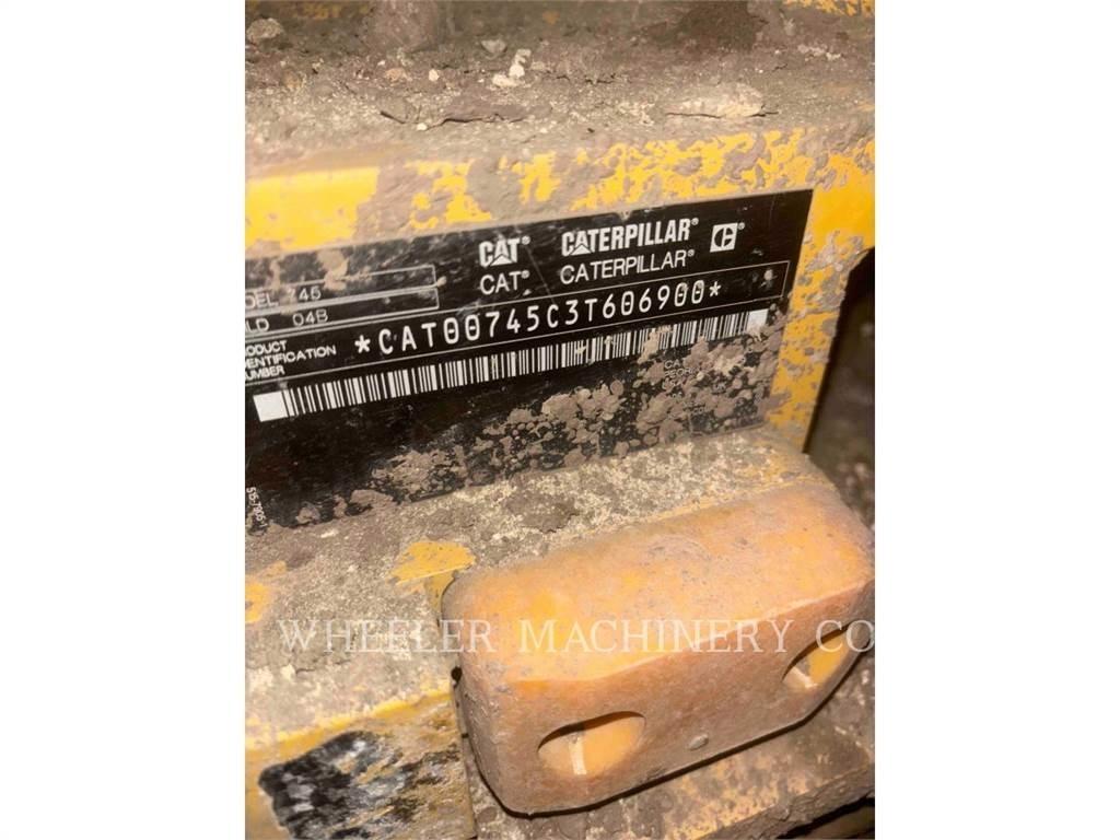 CAT 745 TG Liigendraamiga pinnaseveokid