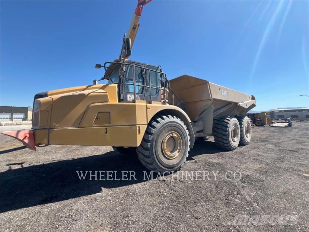 CAT 745 TG Liigendraamiga pinnaseveokid