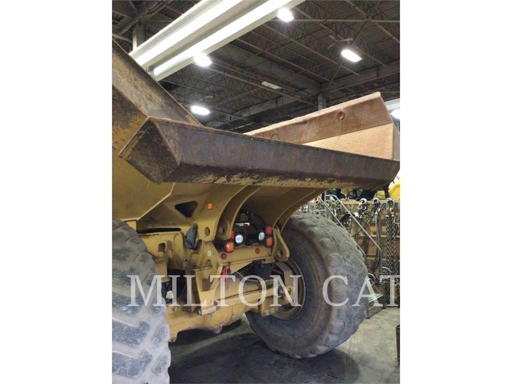 CAT 74504 Liigendraamiga pinnaseveokid