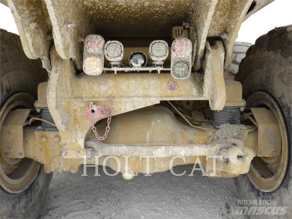 CAT 74504 Liigendraamiga pinnaseveokid