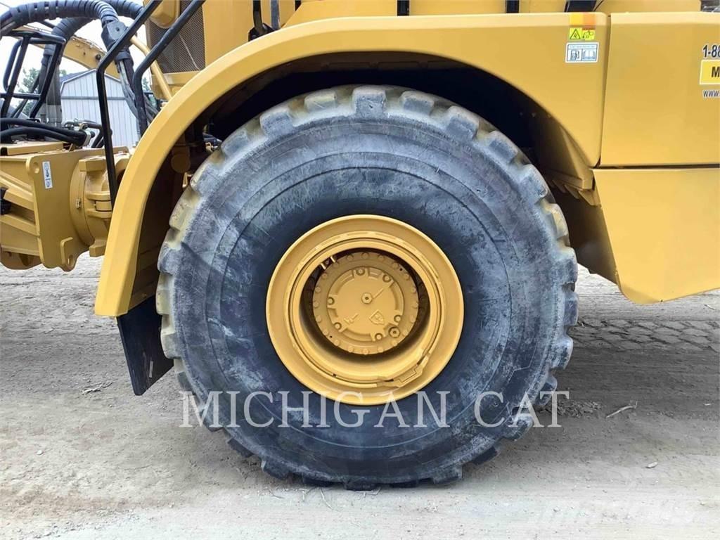 CAT 745C Liigendraamiga pinnaseveokid