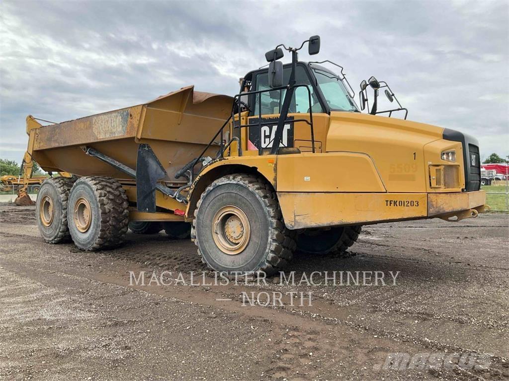 CAT 745C Liigendraamiga pinnaseveokid