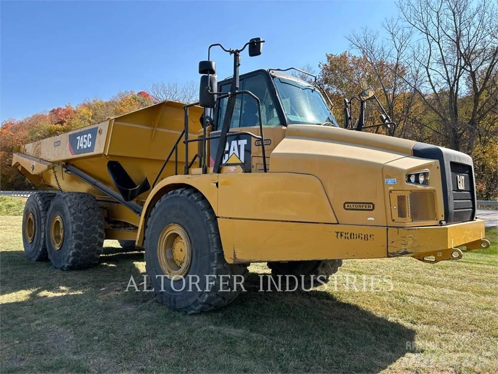 CAT 745C Liigendraamiga pinnaseveokid