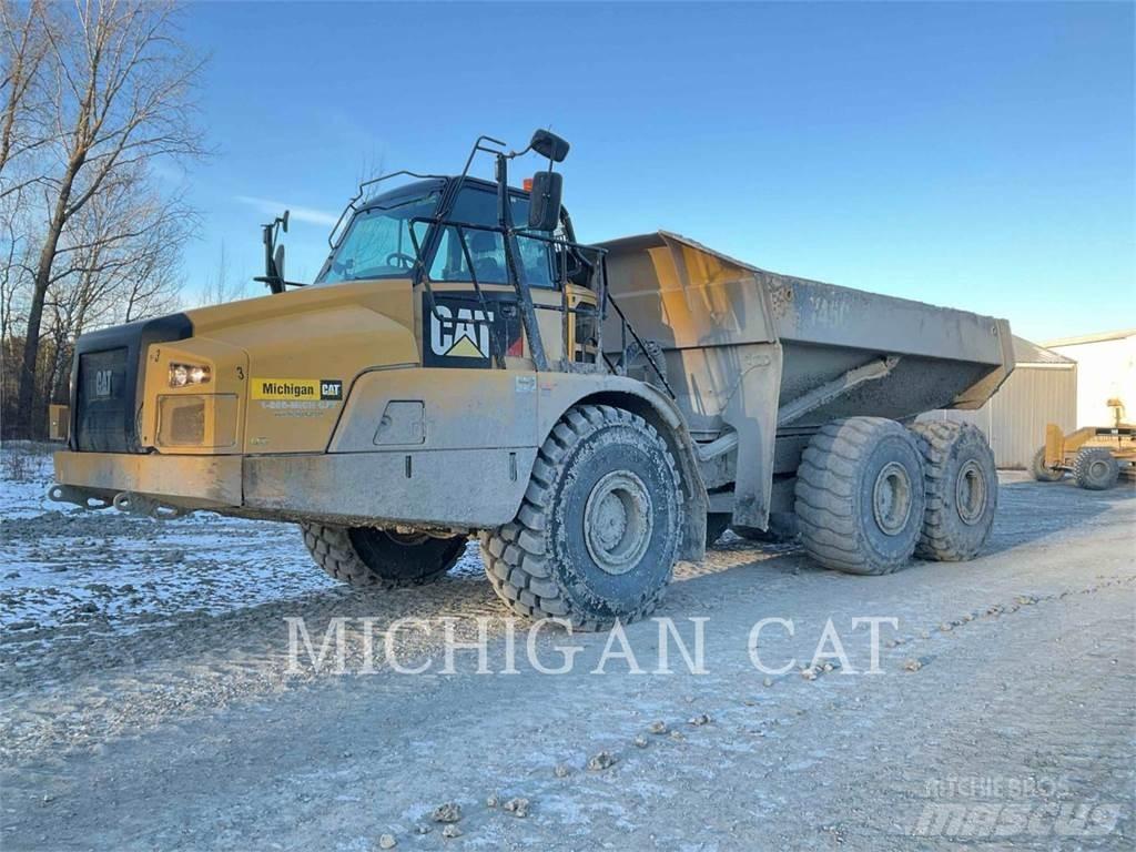 CAT 745C T Liigendraamiga pinnaseveokid