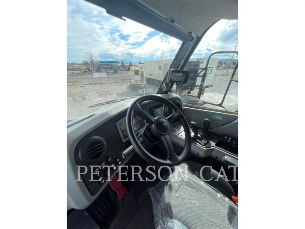 CAT 772G Betoonivalmistamistarvikud