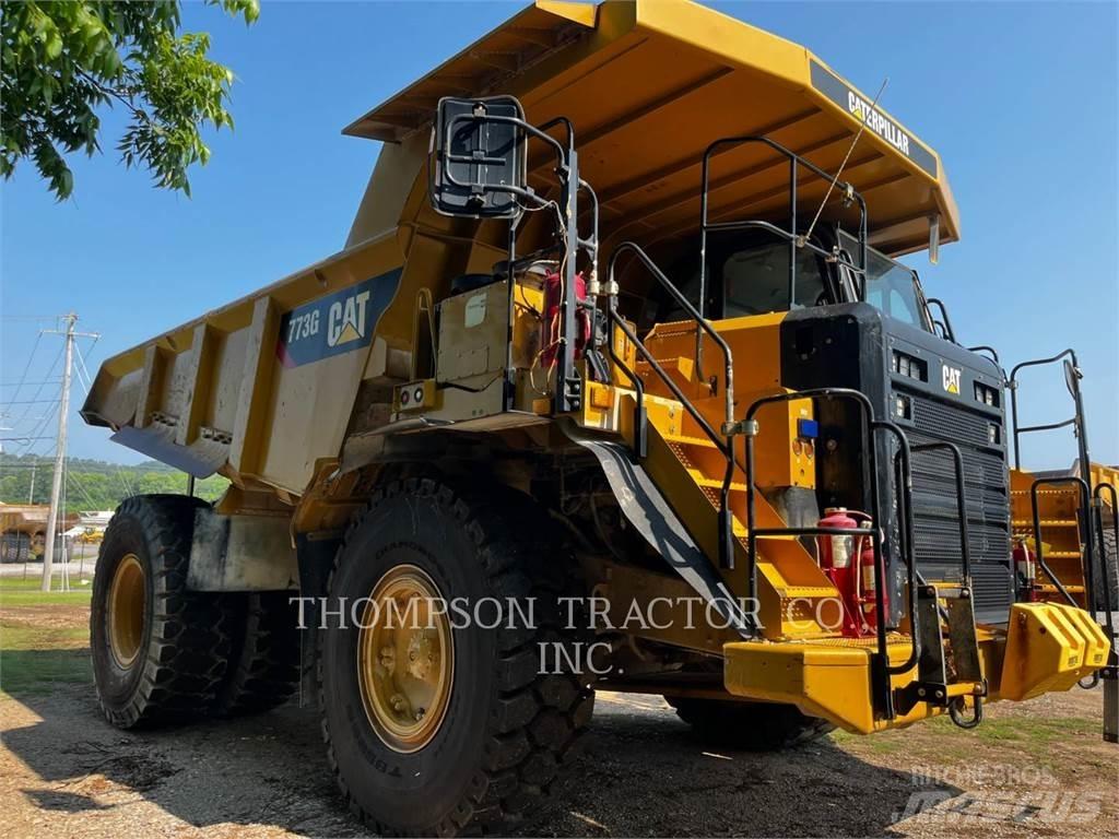 CAT 773G Liigendraamiga pinnaseveokid
