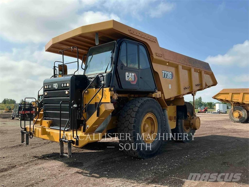 CAT 773G Liigendraamiga pinnaseveokid