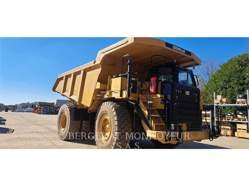 CAT 775 G Liigendraamiga pinnaseveokid