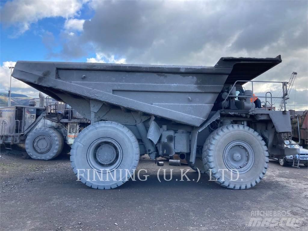 CAT 775D Liigendraamiga pinnaseveokid