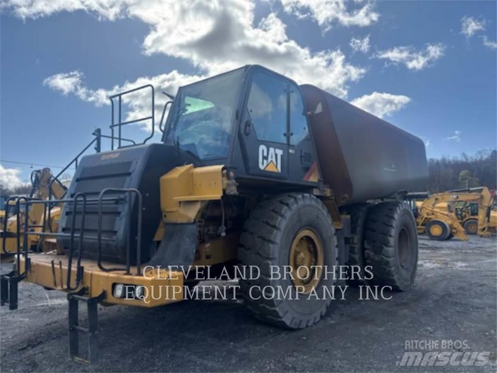 CAT 775F WW Veepaagiga autod
