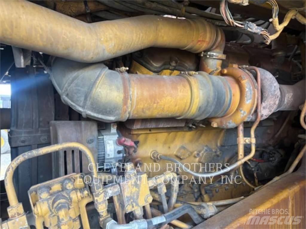 CAT 775F WW Veepaagiga autod