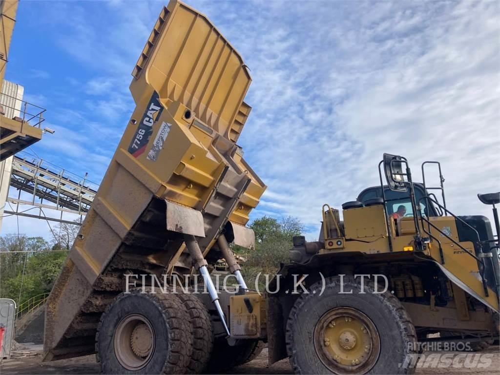 CAT 775G Liigendraamiga pinnaseveokid